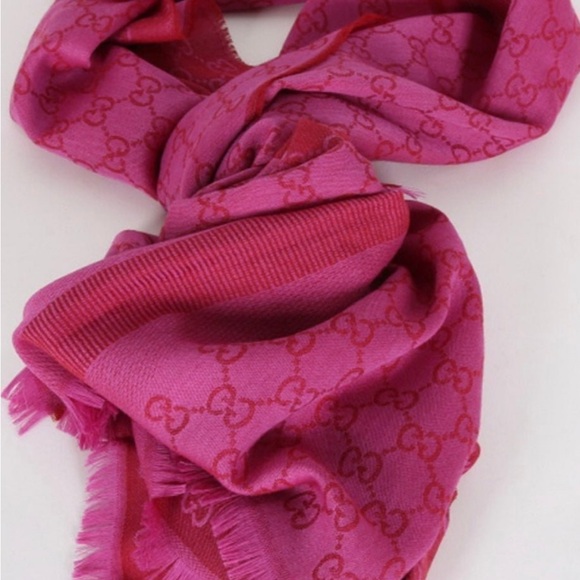 Gucci scarf interlocking GG  wool silk gg wrap Shawl barbie pink - Picture 2 of 7